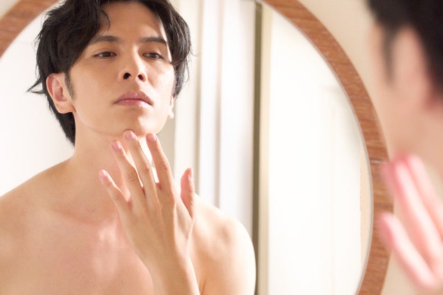 【メンズ顔脱毛実態調査】メンズ顔脱毛経験者のおよそ9割が顔脱毛はおすすめと回答!特におすすめのパーツは?のサブ画像1